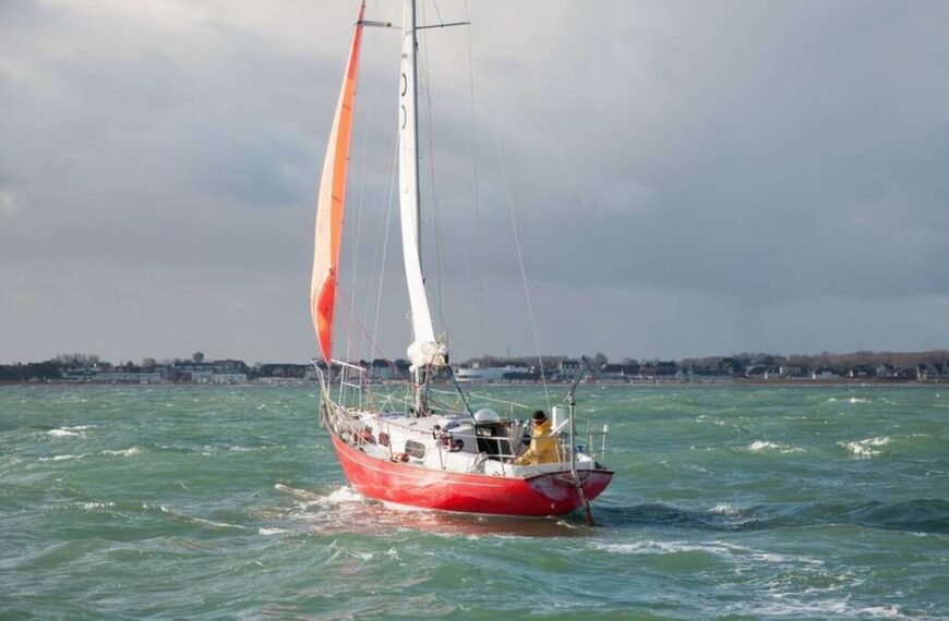 Rappel Projection du film du tour du monde à la voile de notre concitoyen Pierre-André Huglo vendredi…